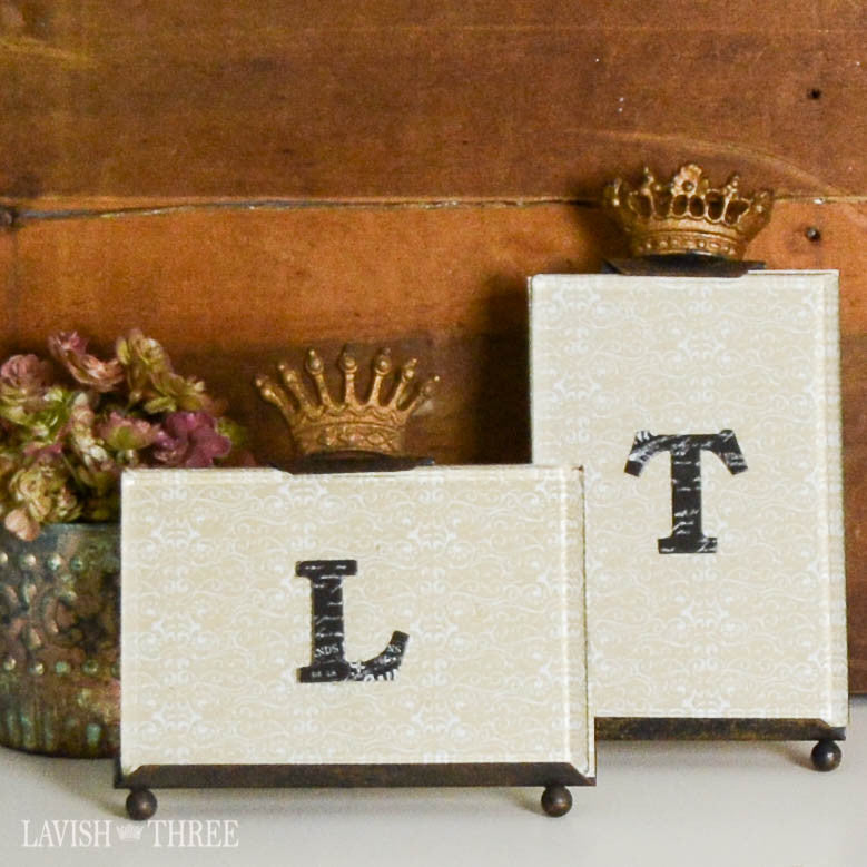 Brass and glass floating frame with crown 4x6 photo