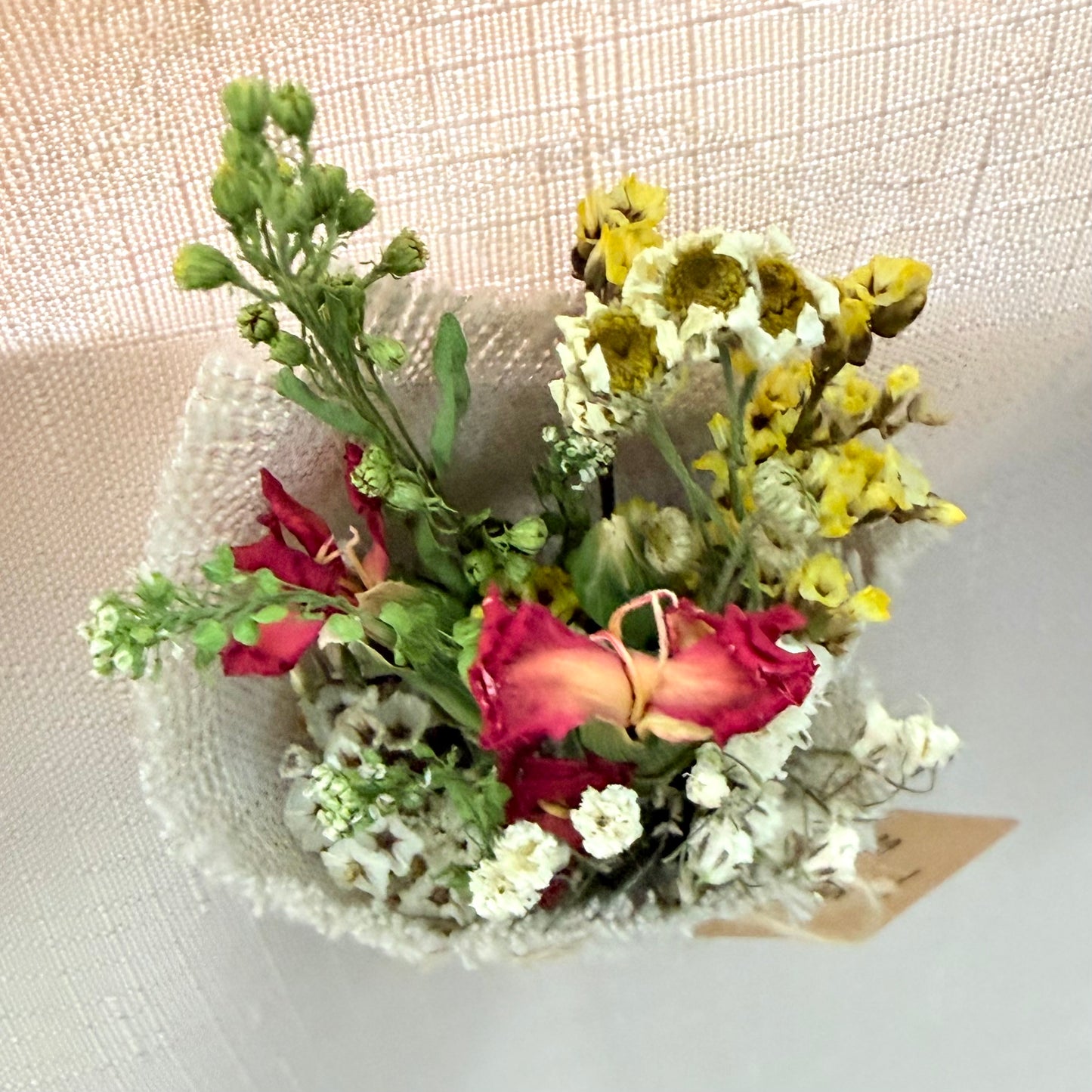 Lavish Petal Note - Mini Bouquet Magnet