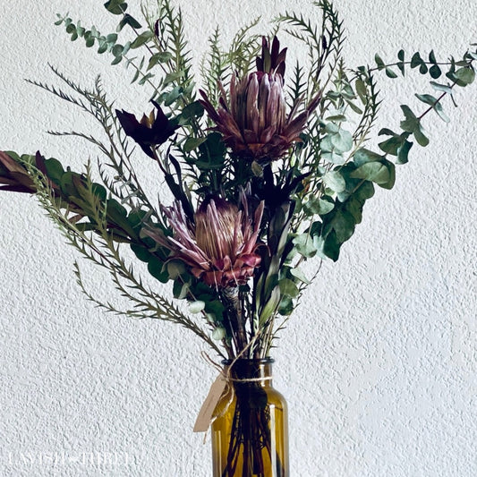 Dried King Protea bouquet