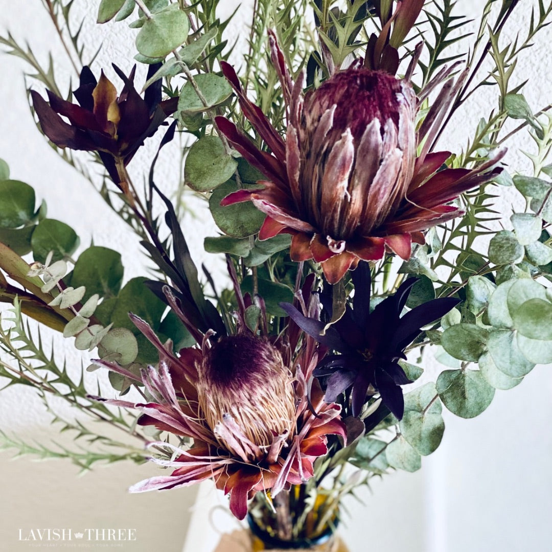 Dried King Protea bouquet