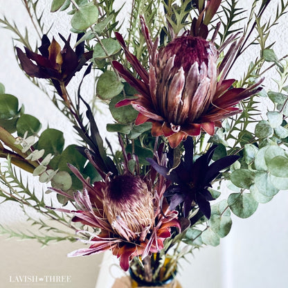 Dried King Protea bouquet