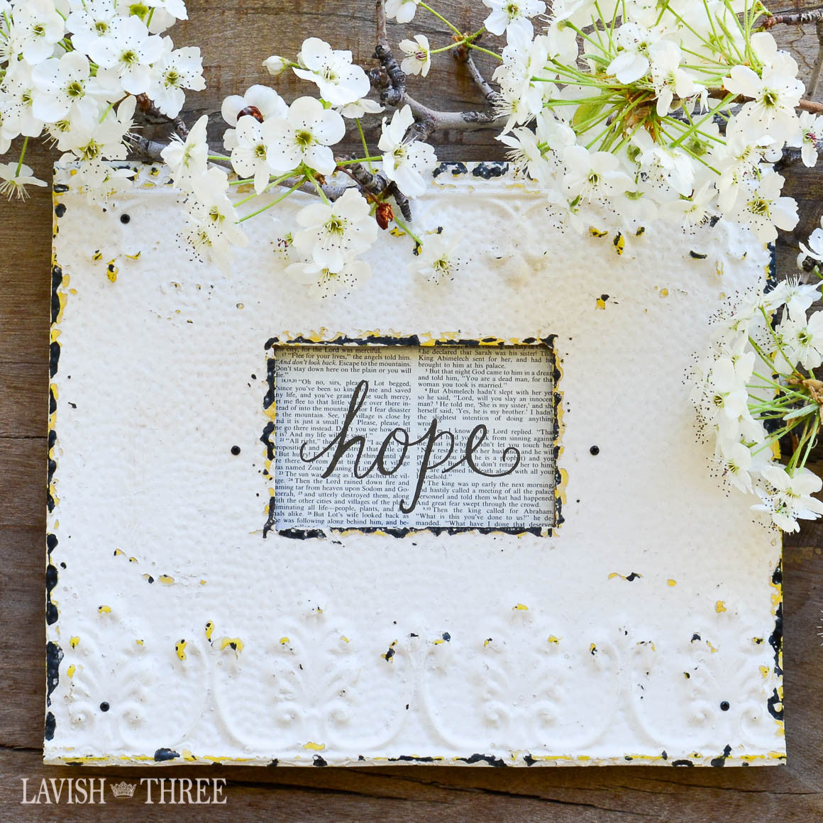 Romantic Victorian shabby chic white embossed metal frame 5x3