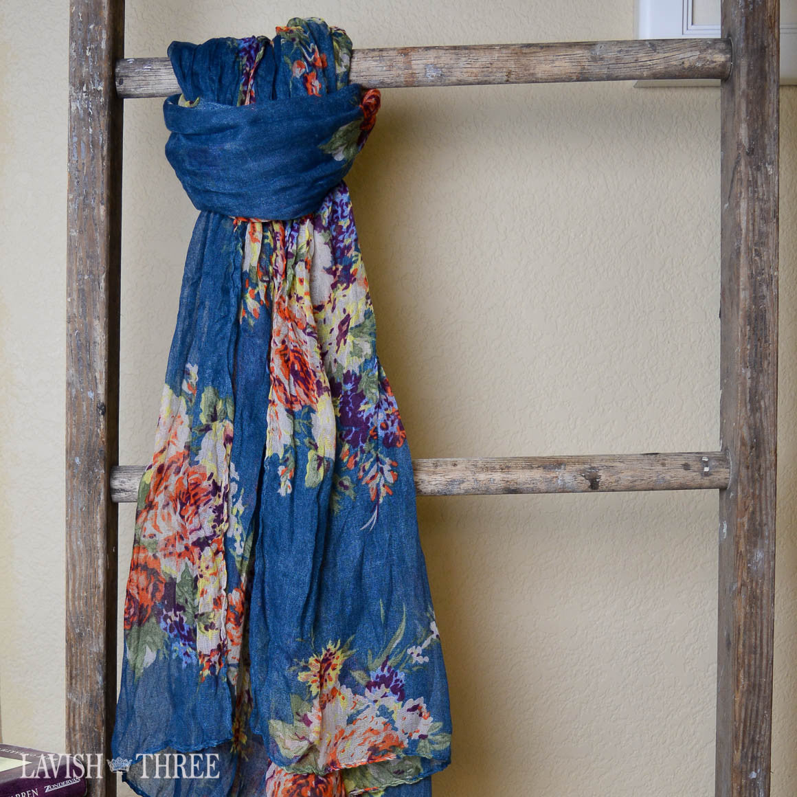 Country Chic floral print scarf in cornflower blue